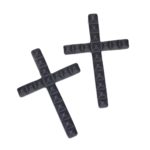 Skóra, ćwieki, krata w Gothic Rebel marki Claire’s