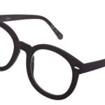 Skóra, ćwieki, krata w Gothic Rebel marki Claire’s