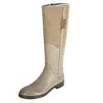 Stylizacje z beżowymi butami w roli głównej