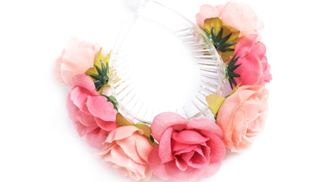 Zachody słońca na plaży, spontaniczne wycieczki w nieznane – romantyczna, letnia miłość