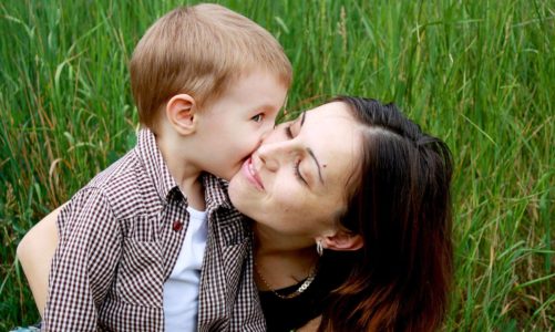 Dzień Matki pomysł na niebanalny prezent dla mamy