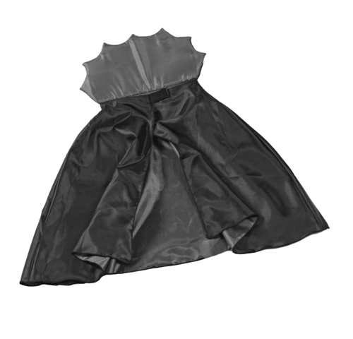 CLAIRES_AW14_Vampire Cape 8.00GBP 9,99EUR 39,90PLN 16,90CHF