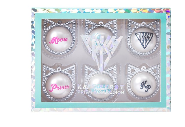 Katy perry Holiday Cat Ornament Set of 6 - 18,99EUR 15.00GBP 29,90CHF 75,90PLN