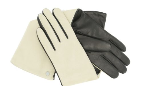 Usta, kokardki i lamówki – zimowe rękawiczki