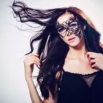 Top Model w sesji zdjęciowej akcji charytatywnej „Biżuteria dla WOŚP”