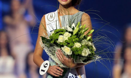 Ewa Mielnicka, Miss Polski 2014 ambasadorką polskiej marki obuwniczej Nessi