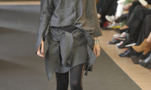 Pokaz duetu MMC, prezentujący najnowszą kolekcję na sezon jesień/zima 2015.