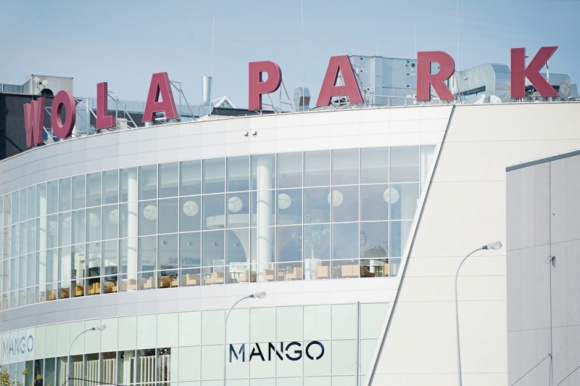 Targi Off-Fashion Store ponownie w Wola Parku LIFESTYLE, Moda - W dniach 6-8 maja w Wola Parku odbędzie się II edycja targów OFF-Fashion Store. Wiosenno-letnie kolekcje zaprezentują utalentowani młodzi polscy projektanci. Ku uciesze Klientek targi opanuje przede wszystkim moda damska i wyjątkowa biżuteria.