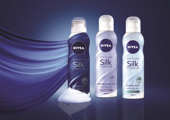 Innowacyjne Jedwabiste musy do mycia ciała pod prysznic NIVEA LIFESTYLE, Uroda - NOWOŚĆ: Innowacyjne Jedwabiste musy do mycia ciała pod prysznic NIVEA – rozpieszczające doznania podczas pielęgnacji pod prysznicem, dzięki którym skóra stanie się miękka jak jedwab.