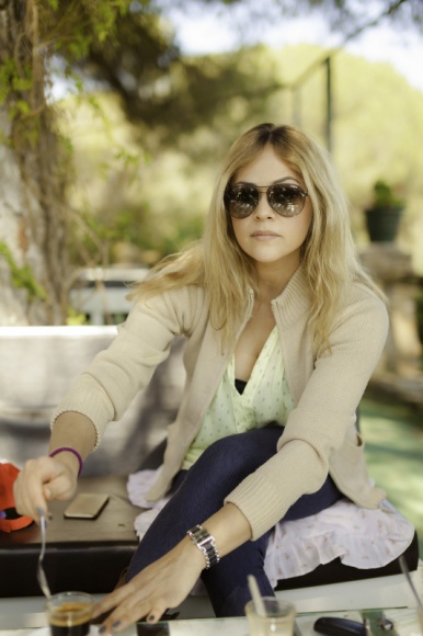 Jakie okulary noszą Polki? LIFESTYLE, Uroda - Okulary przeciwsłoneczne to atrybut każdego plażowicza, nie mniej ważny od reszty wakacyjnych „gadżetów”.