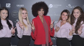 Prezentacja charytatywnych koszul LIFESTYLE, Moda - Wczoraj (4 września) na 50 piętrze apartmenetowca Złota 44 odbyła się oficjalna premiera akcji OMENAA FOUNDATION "KAŻDA KOSZULA POMAGA" połączona z prezentacją jesiennej kolekcji JAMES BUTTON. W gronie gości wydarzenia znalazły się gwiazdy oraz popularni influenserzy.