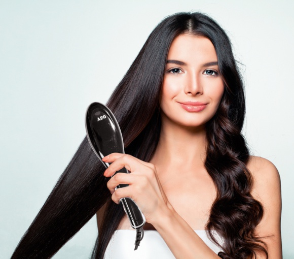 Gotowa na lato od stóp do głów LIFESTYLE, Uroda - Wakacje co prawda już się rozpoczęły, ale nigdy nie jest za późno na zabiegi pielęgnacyjne. W nowej ofercie sieci sklepów Netto znajdziemy wiele produktów, dzięki którym profesjonalna pielęgnacja będzie możliwa w domowym zaciszu.