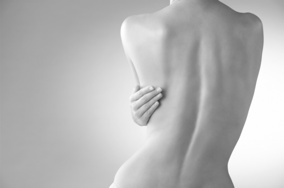 Ciesz się latem z nową odsłoną Bio-Oil! LIFESTYLE, Uroda - W okresie letnim, gdy eksponujemy więcej ciała, wszelkie niedoskonałości skóry stają się źródłem dyskomfortu. Aby ograniczyć ich widoczność warto zadbać o odpowiednie odżywienie i nawilżenie skóry przez cały rok.