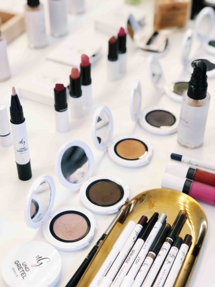 Bez konserwantów, bez toksyn – bez kompromisów. UND GRETEL wchodzi do Polski LIFESTYLE, Uroda - Nowa marka kosmetyczna w Polsce!