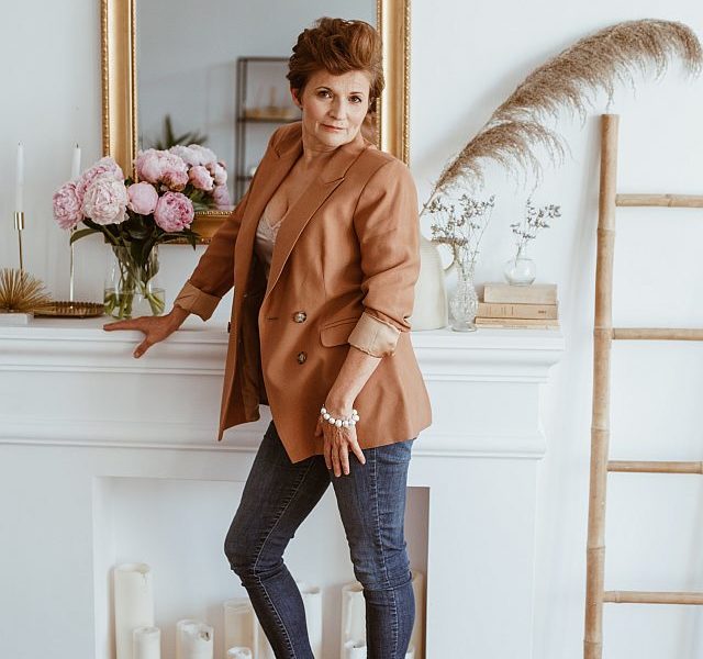 Dojrzałe piękno wewnątrz i zewnątrz