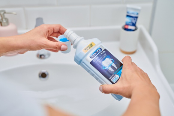 Poranne TO DO każdej (spóźnionej) kobiety LIFESTYLE, Uroda - Nie możesz oderwać głowy od poduszki i z wyrzutem patrzysz na budzik, który bez sentymentów karze Ci wstać? Masz mnóstwo obowiązków i z trudnością udaje Ci się je wszystkie pogodzić?