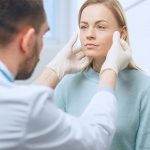 Jesień – zielone światło dla chirurgii plastycznej