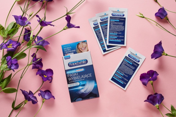 5 pomysłów na zabiegi, które możemy wykonać bez wychodzenia z domu LIFESTYLE, Uroda - Co robić, gdy sytuacja zmusza nas do pozostania w domach, a my chcemy zadbać o swoje ciało? Istnieją takie zabiegi, które w bezpieczny i przede wszystkim efektywny sposób możemy wykonać w zaciszu własnej łazienki – o wiele taniej, niż w gabinecie!